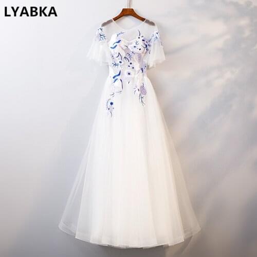 Sexy Scoop Neck Evening Dress Short Sleeve Robe De Soiree Abendkleider Tulle With Appliques A-line Evening Dresses 2019 Design