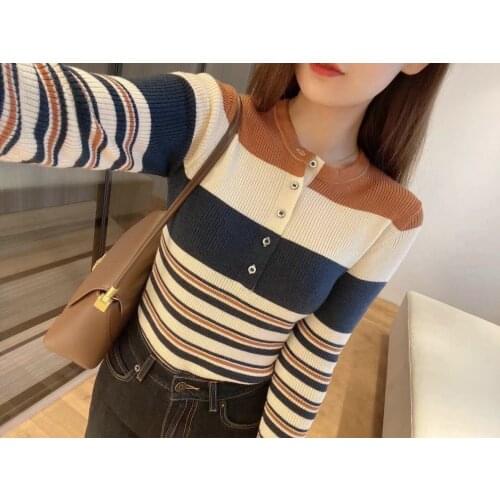 High end color matching ~ slim fit womens T-shirt sweater 2021 early spring new bt02217