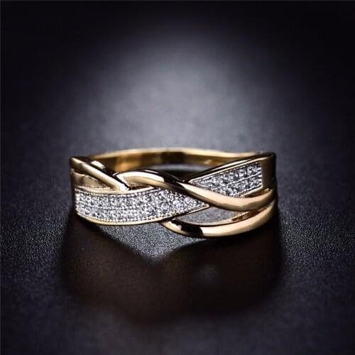 2021 New Fashion For Women Wedding Curve Geometry Inlaid Zircon Ring Gold Color Plating