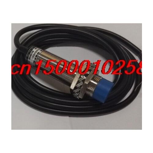 FREE SHIPPING M18 analog approach switch Linear displacement sensor 4-20 ma output The detection distance is 0-8mm