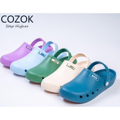 Doctors' Medical Slippers Womens Surgical Nursing Sandals Oprating Room Non-slip Shoe EVA Thermostable Laboratory Shoes for Men