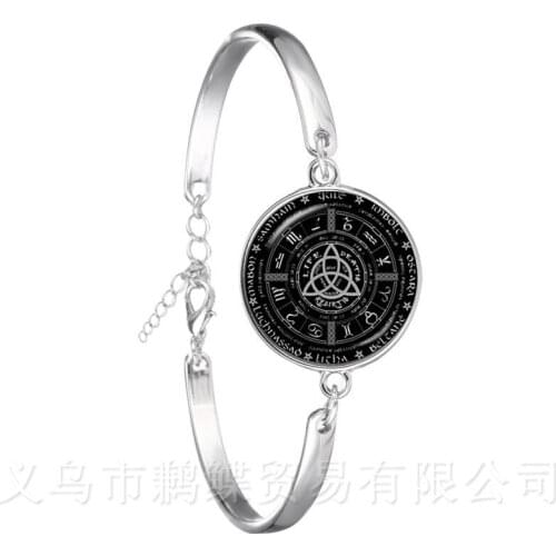 Celtics Logo Charm Bracelet Handmade Jewelry Talisman And Treatment Of Injury FIT Religion Belief Souvenir Chain Bangle
