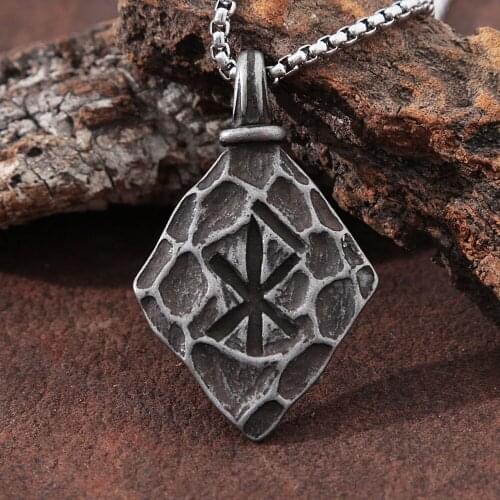 Vintage Viking Compass Pendant Mens Necklace Nordic Stainless Steel Biker Viking Necklace Fashion Amulet Jewelry Gift