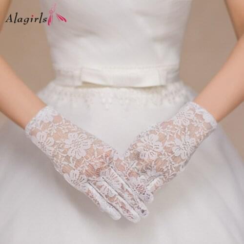 Short Lace Bridal Gloves Wedding Accessories 2020 White