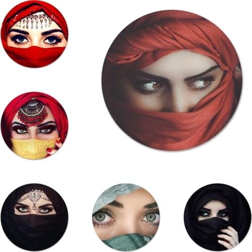 Arab Woman With Niqab Face eye style Badge Brooch Pin Accessories For Clothes Backpack Decoration gift