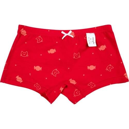 2020 Autumn and Winter New 3-8-Year-Old Girl Boxer Briefs Red Candy Cat Girl Shorts 3 Bags Wholesale