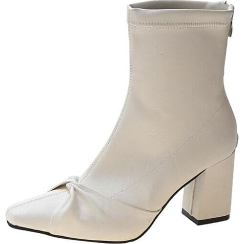 Autumn Winter Flat Patent Leather Womens Short Boots All-match Plus Velvet British Style Short Non-Slip Motorcycle Boots