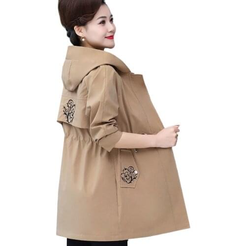Middle-aged Spring Autumn Women Trench Coat Fashion Hooded Windbreaker Female Casual Coat Lady Outerwear Tops Plus Size 5XL