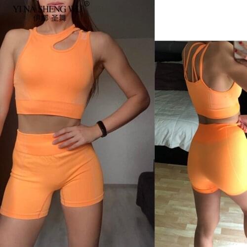 Seamless Yoga Set 2 Piece Sports Suits Female Workout Clothes Sports Fashion Design Bra+High Waist Gym Shorts Women Sportwear