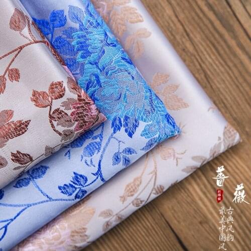 New arrival brocade jacquard polyester rose flower fabric for felt patchwork sewing DIY women dress tissue bag cloth DIY