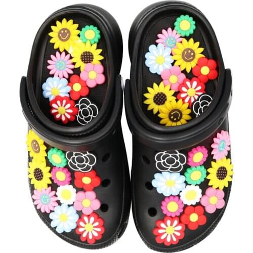 Shoe Accessories Cute Sunflower PVC Shoe Charms Flowers Garden Shoe Buckle Decoration for Croc Wristband Jibz Kids Party
