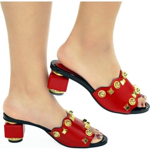 Latest Design Women Shoes High Heel Ladies Dress Shoes Patent Leather Italian Women Pumps 2021 Fashion Women Party Pump Heels