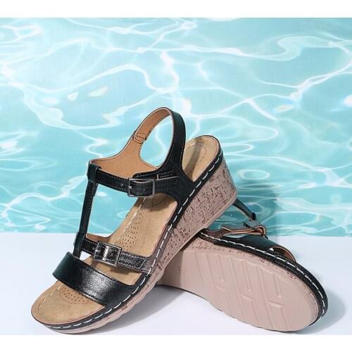 2021 new model summer imitation leather slope heel thick bottom fish mouth splice sandal female slope heel plus size female