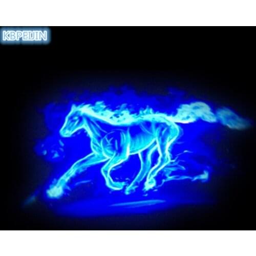 2pcs Car Styling Car Door Welcome Light Projector Logo Sticker for KIA sportage rio sorento cerato k2 k3 Soul ceed Accessories