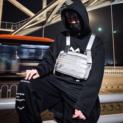 Unisex Streetwear Features Chest Rig Bag Mens Tactical Chest Bag Fashion Multifunctional Cool Vest Hip Hop Bag Chest Bag Kanye