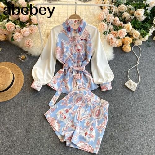 Women Spring Retro Print Blue Suits Turndown-Collar Puff Sleeve Button Lace Up Tops+Wide Leg Short Pants Two Piece Set