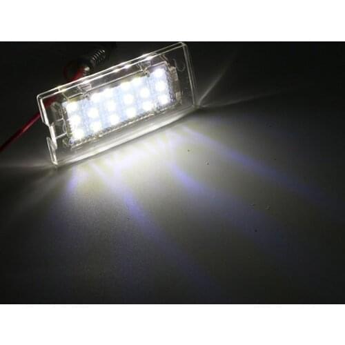 2Pcs White CANbus LED Number License Plate Light Lamp 18 SMD 3528 for bmw E53 X5 1999-2003 E83 X3 03-10 H8WE