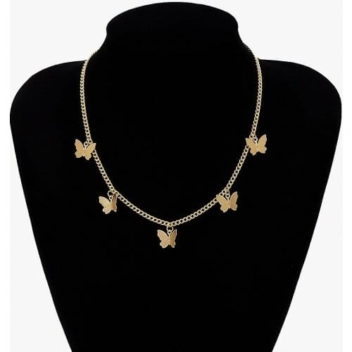 Fashion Cute Butterfly Pendant Necklace for Women Flying Butterfly Pendant Ladies Temperament Clavicle Choker Necklace Girl Gift