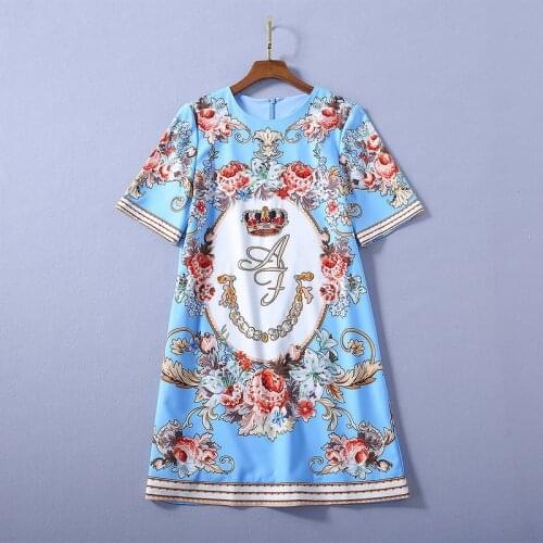 Womens American European and dress 2021 summer new styles Pearl crown flower print five-minute sleeve Fashionable dress