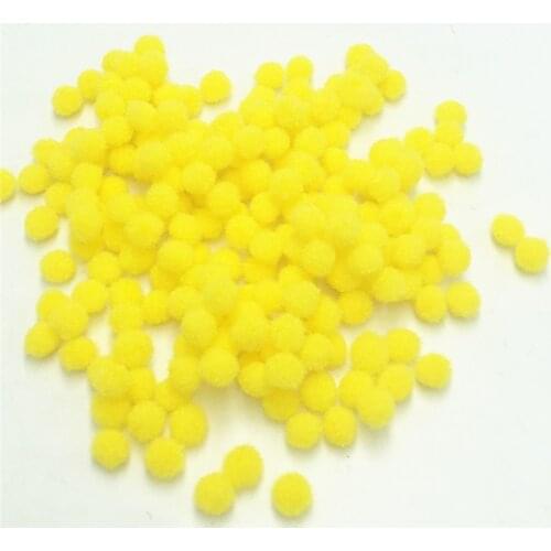 200pcs YELLOW color DIY Crafts 7MM Round Shaped Pompom Plush Ball Soft Fluffy Pom Pom for Wedding Decoration 004