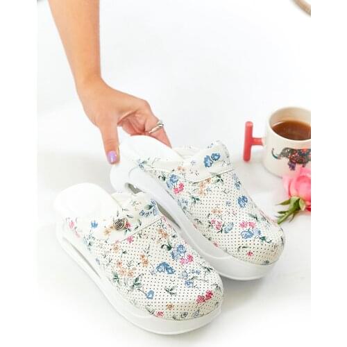 Orthopedic Sabo Slippers 2021 New Women Comfortable Comfort Nurse Doctor Hospital Cook Work Slippers Quality Platform Sandals