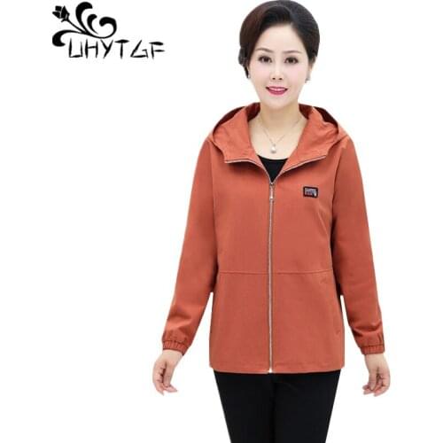 UHYTGF Womens jackets Casual short coats Zipper hooded spring autumn coat jacket Long sleeved wild thin tops 5XL plus size 705