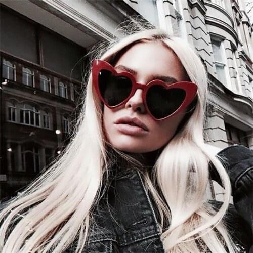 Vintage Sunglasses Women Cat Eye Luxury Brand Designer Sun Glasses Trendy Heart Sunglass Lady Black Eyewear oculos Cute Glasses
