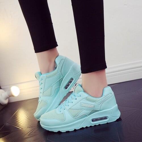 Women Running Shoes Ladies Sneakers Fashion Walking Athletic Outdoor Breathable Training Jogging Sports Shoes Zapatillas Mujer