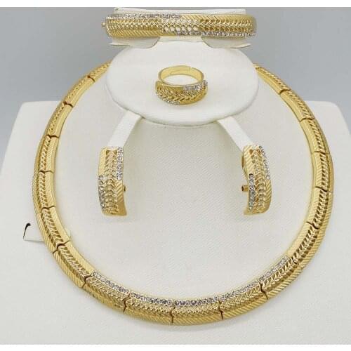 Dubai gold-color New Fashion jewelry set Bridal Nigeria African beads jewelry Necklace Bangle Earring Ring wedding jewelry set