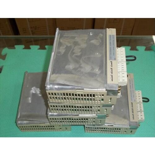 SGDH-02AEY213 SERVO DRIVER , used in good condition . 80% appearance new , good working , free shipping