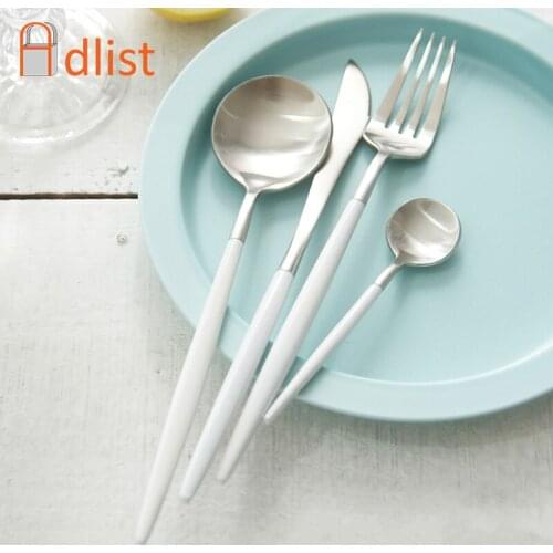 4pcs/set Stainless Steel Western Cutlery Set Dinnerware White Silver Tableware Set Dinner Steak Knife Forks Sets Christmas Gift