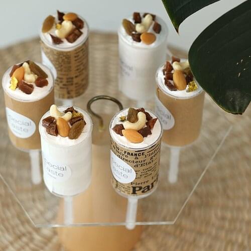 Simulation push-push cream cake model Self-portrait childrens photography props Bakery shop window prosthesis model