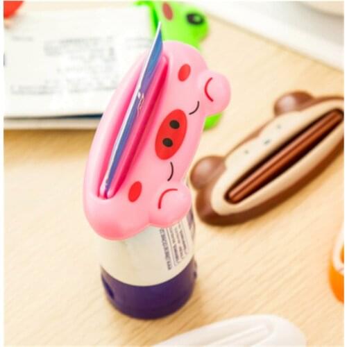 1 Pcs Hot Sale Bathroom Home Tube Rolling Holder Squeezer Easy Cartoon Toothpaste Dispenser Bathroom Products