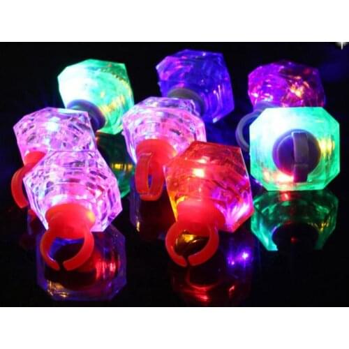 Flashing LED Light Up Ring Glow In The Dark Flash Blinking Huge Diamond Shape Rings Hen Birthday Xmas Themed Party Favors gift
