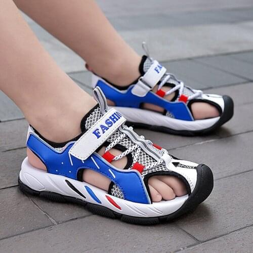 2021 New Summer Fashion Kids Sandals Closed Toe Hook&Loop Beach Shoes Children Outdoor Non-Slip Breathable Mesh Casual Sandals