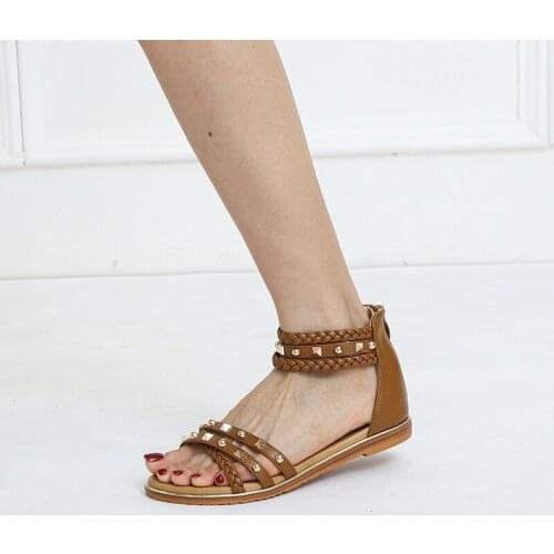 CLEARLOVE Low-heeled Shoes