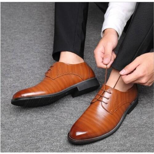 Classic Patent leather tip Business Men Dress Shoes Fashion Elegant Formal Wedding Shoes Men Slip on Office Oxford for Men Shoes