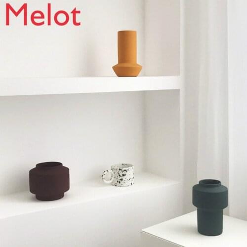 Vintage Art Frosted Ceramic Vase B & B Cafe Decoration Ornaments Vase