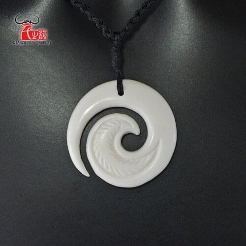 GX018 New Zealand Maori yak bone Koru pendant handmade jewelry Primitive tribes totem amulet Carving decorative pattern pendant