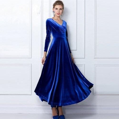 European Women Gold Velvet Long Dress 2018 V-Neck Long Sleeved Casual Dress Winter Dress For Male Ladies Dress SL1219