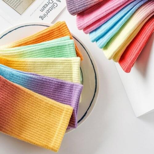 Womens Socks Fashion New Tie-Dye Casual Color Women Skateboard Stockings Mixed-Color Breathable Cotton Sport Socks Casual Style