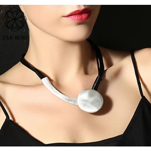 Decorative Chain Metal Necklace Adjustable Zinc Alloy Rope Accessories Women Jewelry Round Pendant Suspension Collier Femme 2021