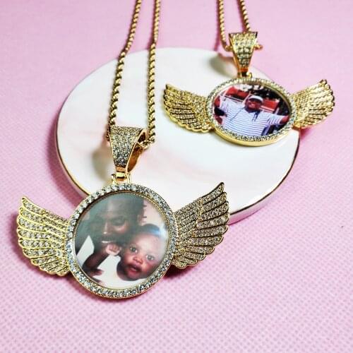Custom Photo Pendant Necklace Angel Wing Hip Hop Jewelry Personalized Custom Name Engraved Pendant Zircon Chains Gift