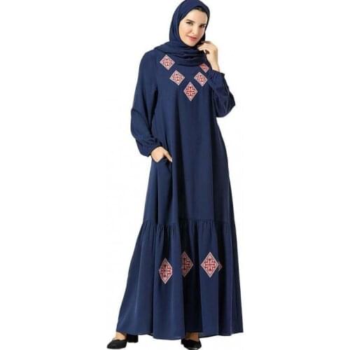 Middle East Abaya Dress For Women Fashionable Large Womens Geometric Embroidery Pocket Casual Large Muslim Dress With Headscarf