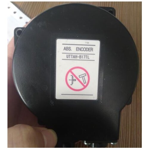 NOUVEAU ABS. codeur UTTAH-B17TL Travail pour Servo Moteur SGMRS-37A2A-YR11/SGMRV-37ANA-YR12