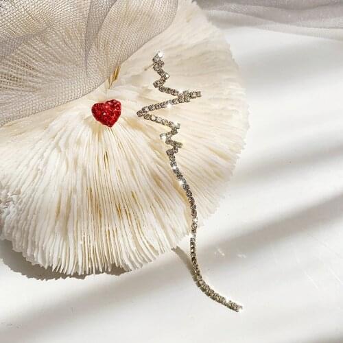 2019 New Dominated asymmetric fine Heart crystal Drop earrings Women Korean Classic style creative earrings Jewelry