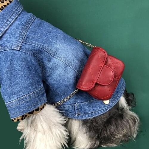 Pet Luxury Goods Accessories Bag with Pin On The Back 7.5*9.5CM Chain Adjustable Length 3 Colors Optional