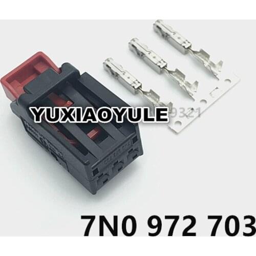 3 Pin/Way Female Car Taillight Connector Auto Tail Lamp Plug Socket With Terminal For AUDI VW Tiguan 7N0972703 7N0 972 703