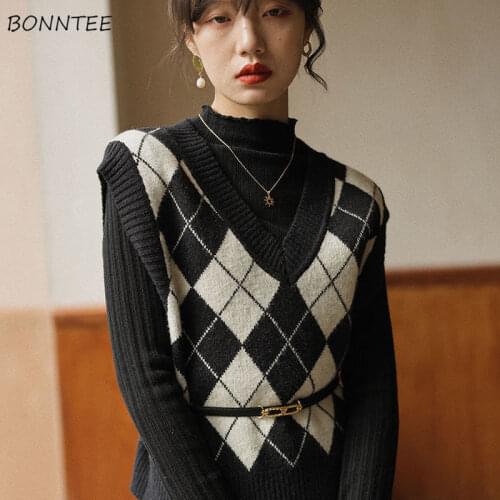 Sweater Vest Women Sleeveless Trendy Vintage Knitting V-Neck All-match College Spring Argyle Classic Temperament Design Clothing