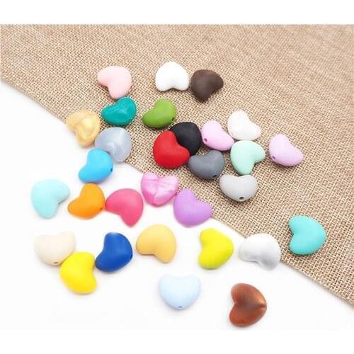 Chenkai 50PCS Silicone Heart teething Beads Chewable Baby Heart Shape Beads For DIY Teething Necklace Bracelet Jewelry Pendant